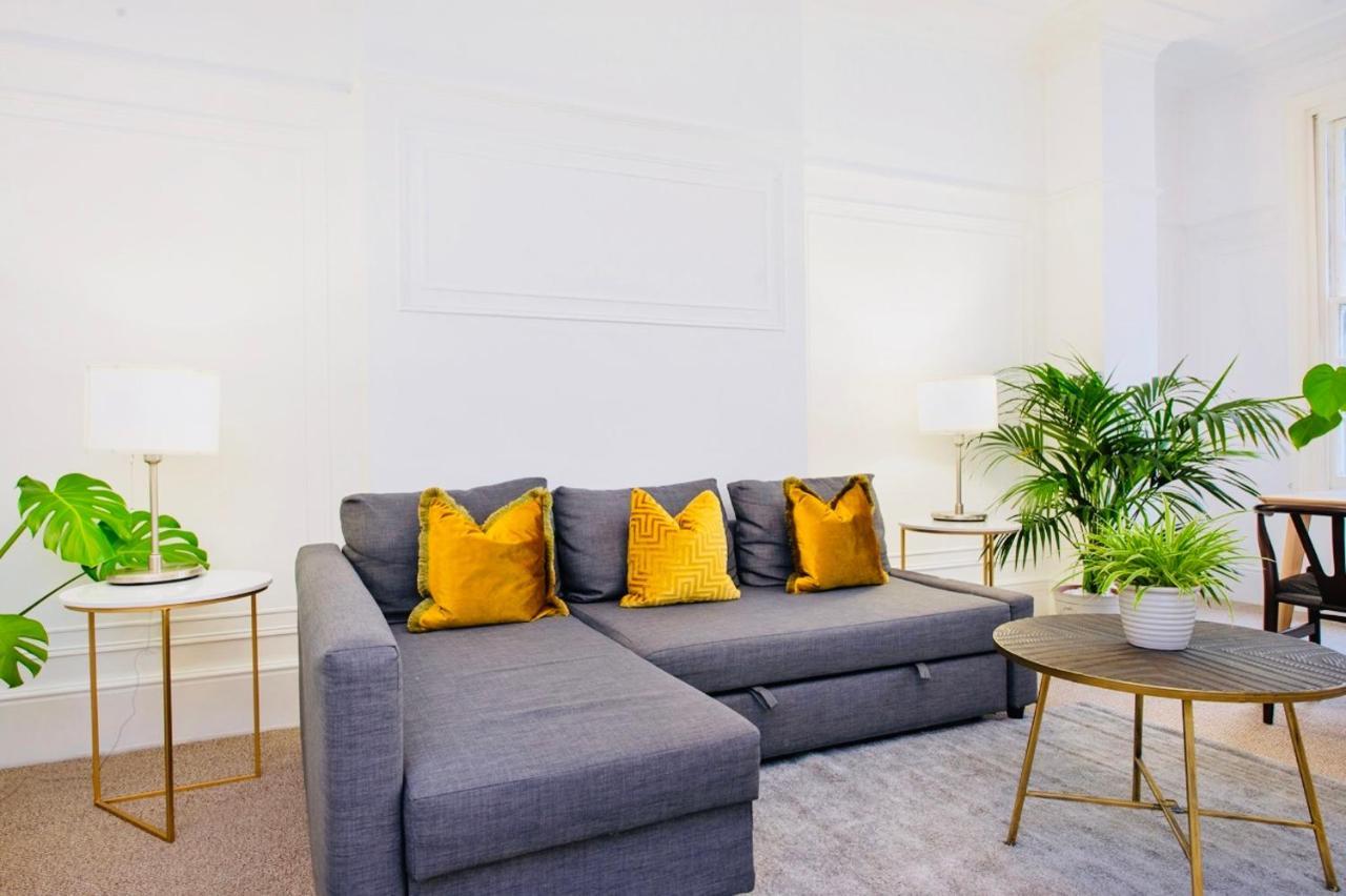 Spacious & Charming Garden Flat -Zone 2- Great For Central London Access Exterior photo