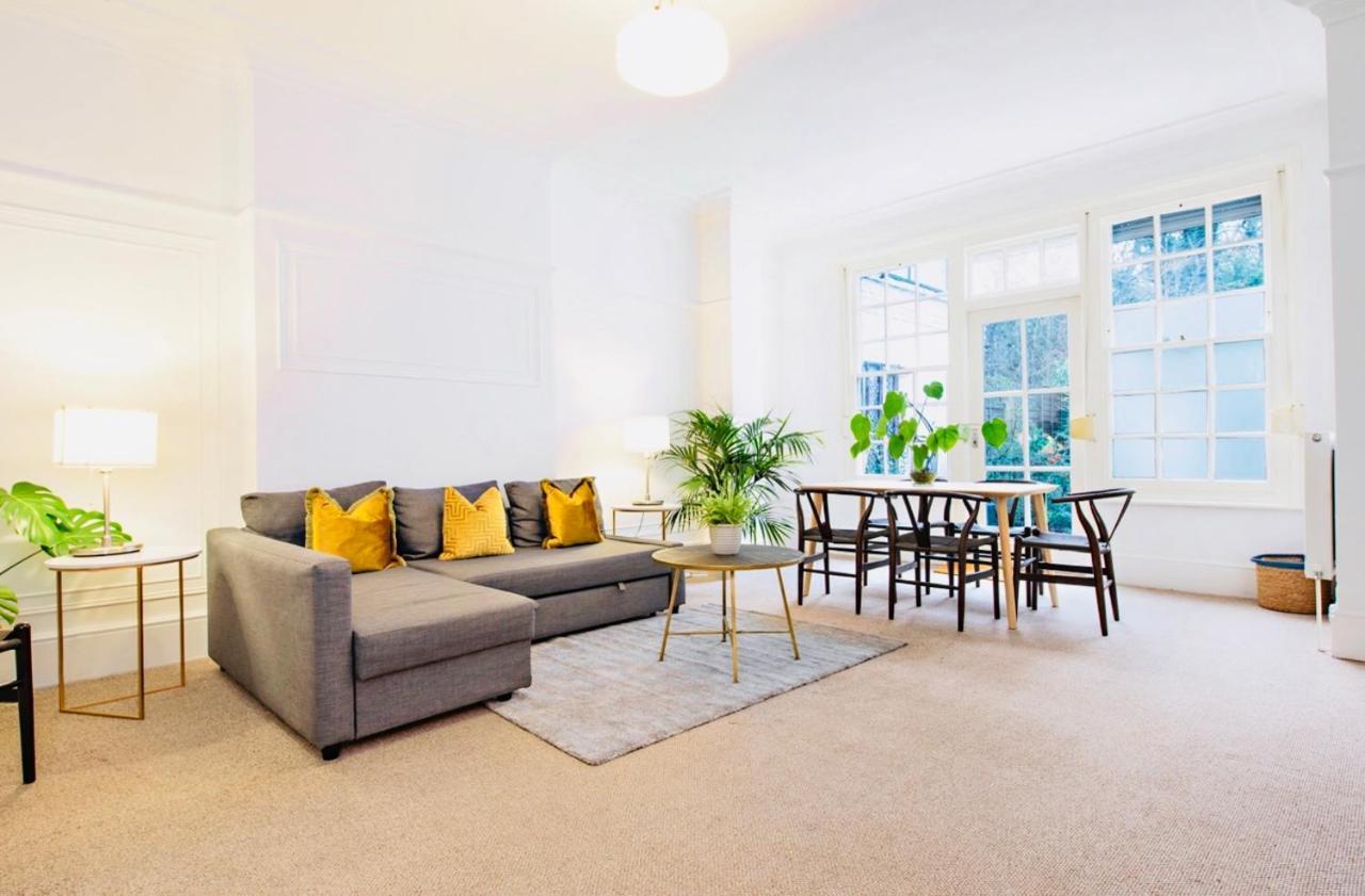 Spacious & Charming Garden Flat -Zone 2- Great For Central London Access Exterior photo