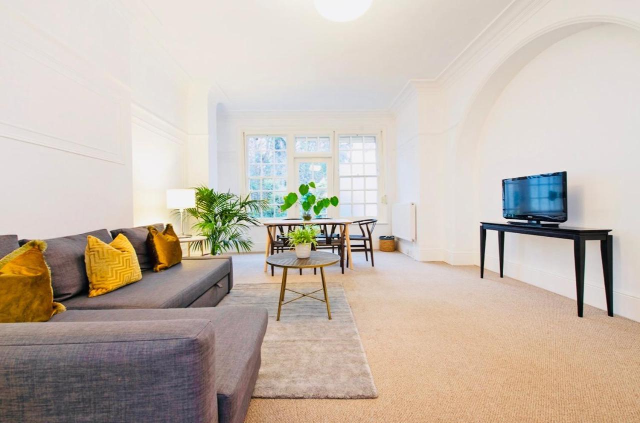 Spacious & Charming Garden Flat -Zone 2- Great For Central London Access Exterior photo